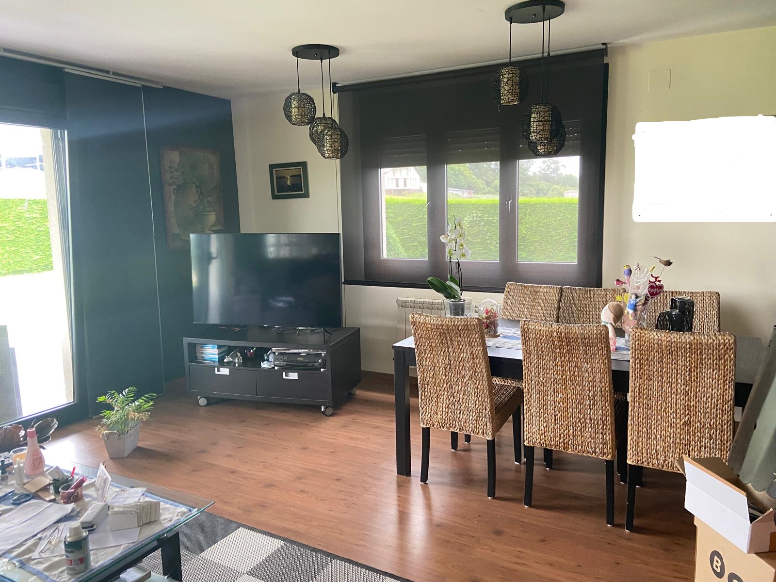 Chalet. 5 dormitorios, Salón, Cocina y 4 baños. Armarios empotrados. Amueblado. Parcela de 1585 m2